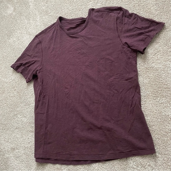 Lululemon Men’s 5 Year Basic T-Shirt Heathered Cassis Size XL - Picture 5 of 9